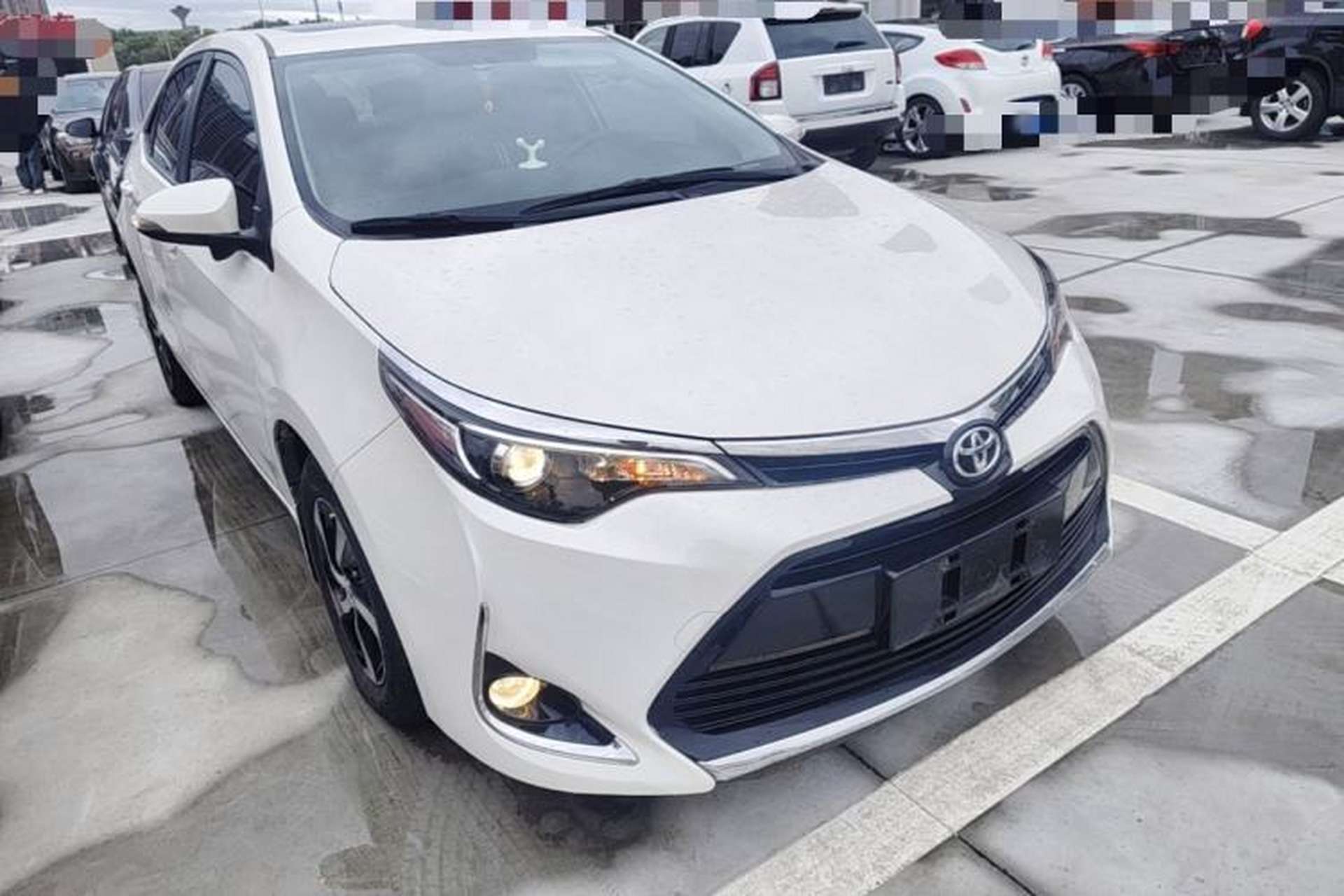 Used Toyota Levin 2017 Revised 185T CVT Elite Edition China V Standard Front Right 45 Deg