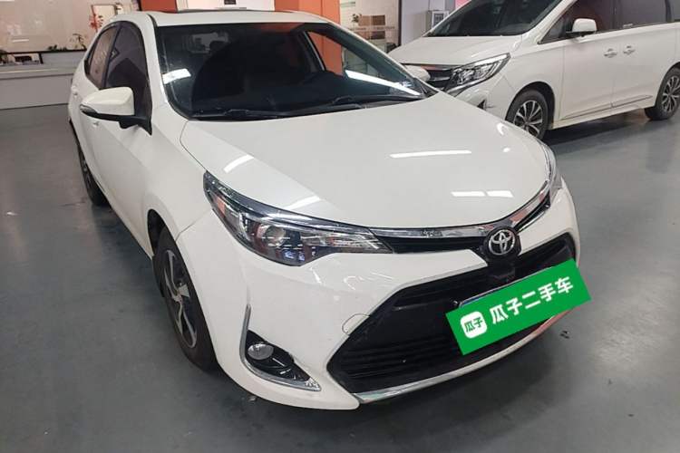 Used Toyota Levin 2017 Revised 185T CVT Elite Edition China V Standard Front Right 45 Deg