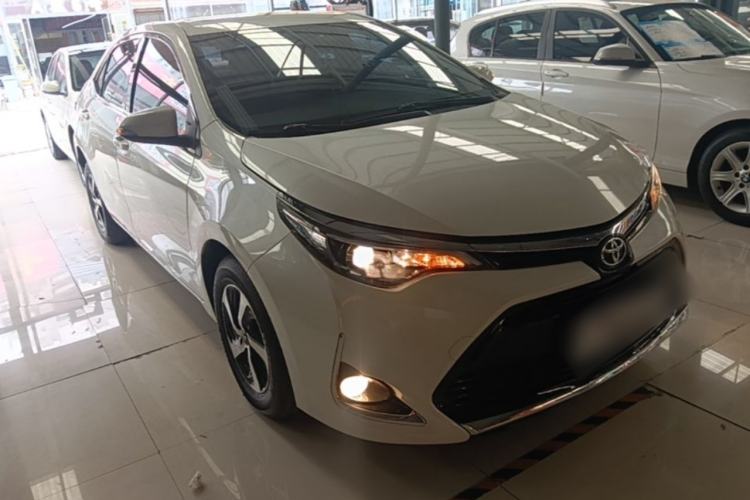 Used Toyota Levin 2017 Revised 185T CVT Elite Edition China V Standard Front Right 45 Deg