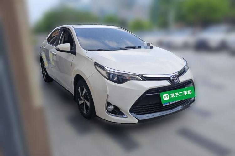 Used Toyota Levin 2017 Revised 185T CVT Elite Edition China V Standard Front Right 45 Deg