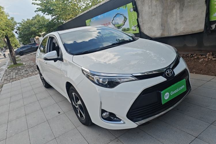 Used Toyota Levin 2017 Revised 185T CVT Elite Edition China V Standard Front Right 45 Deg