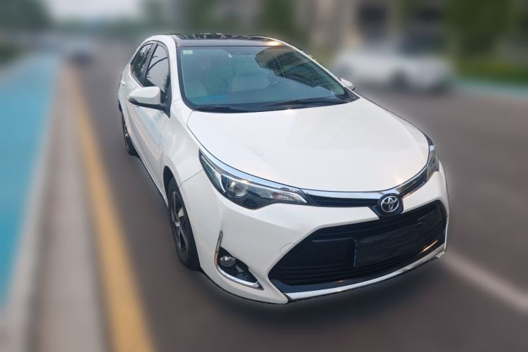 Used Toyota Levin 2017 Revised Version 185T CVT Elite Edition China VI Standard Front Right 45 Deg