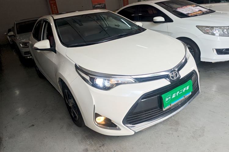 Used Toyota Levin 2017 Revised 185T CVT Elite Edition China V Standard Front Right 45 Deg