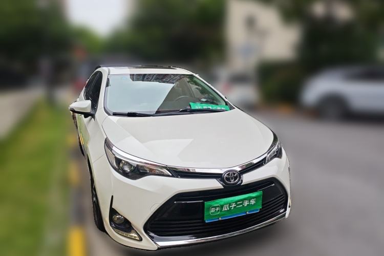 Used Toyota Levin 2017 Revised 185T CVT Elite Edition China V Standard Front Right 45 Deg