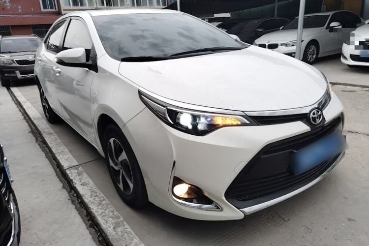 Used Toyota Levin 2017 Revised 185T CVT Elite Edition China V Standard Front Right 45 Deg