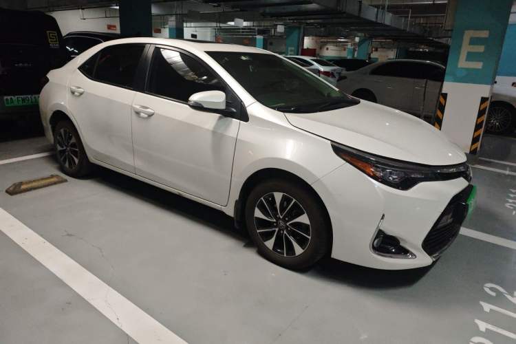 Used Toyota Levin 2017 Revised 185T CVT Leading Edition China V Standard Front Right 45 Deg