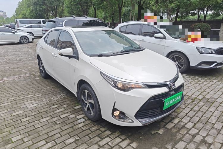 Used Toyota Levin 2017 Revised 185T CVT Elite Edition China V Standard Front Right 45 Deg