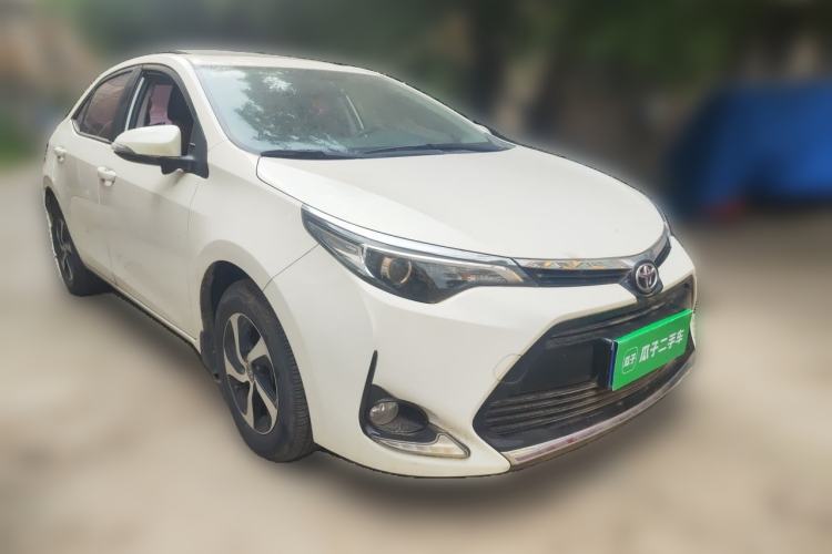 Used Toyota Levin 2017 Revised 185T CVT Elite Edition China V Standard Front Right 45 Deg