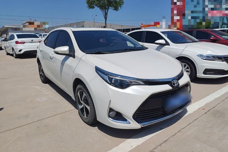 Used Toyota Levin 2017 Revised 185T CVT Elite Edition China V Standard Front Right 45 Deg