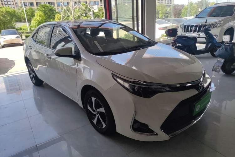 Used Toyota Levin 2017 Revised 185T CVT Elite Edition China V Standard Front Right 45 Deg