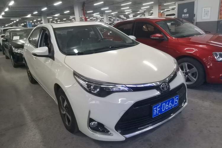 Used Toyota Levin 2017 Revised Version 185T CVT Elite Edition China VI Standard Front Right 45 Deg