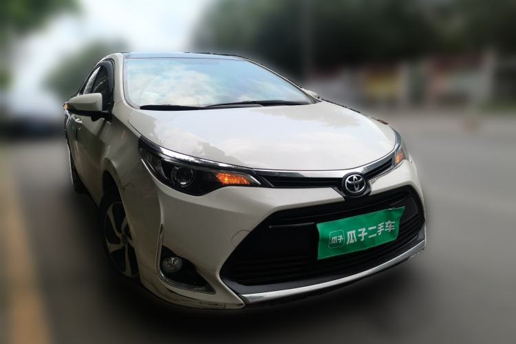 Used Toyota Levin 2017 Revised 185T CVT Elite Edition China V Standard Front Right 45 Deg