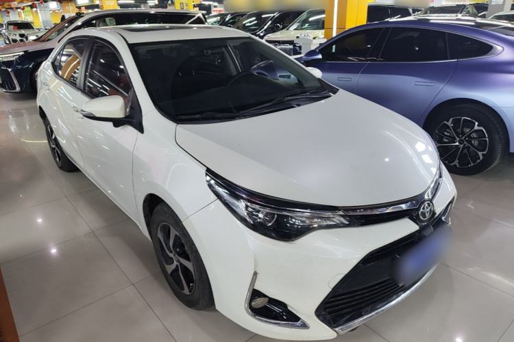 Used Toyota Levin 2017 Revised 185T CVT Elite Edition China V Standard Front Right 45 Deg