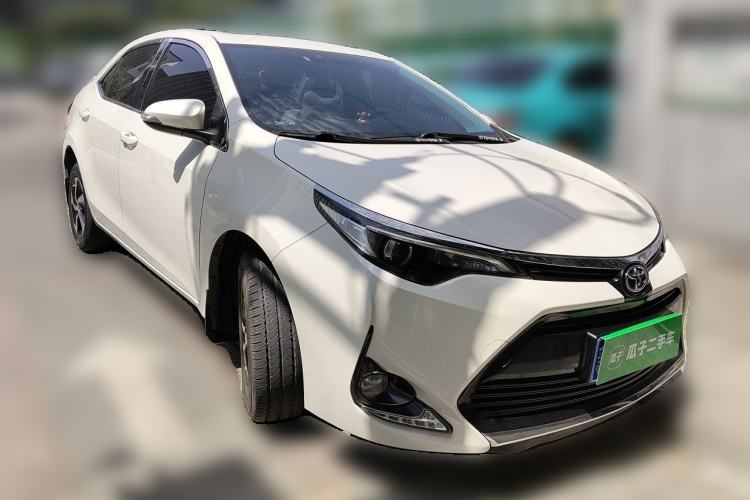 Used Toyota Levin 2017 Revised Version 185T CVT Elite Edition China VI Standard Front Right 45 Deg