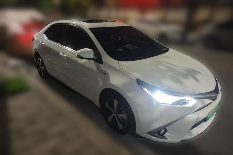 Used Toyota Levin 2017 Revised Dual-Engine 1.8H V E-CVT Luxury Edition China V Standard Front Right 45 Deg