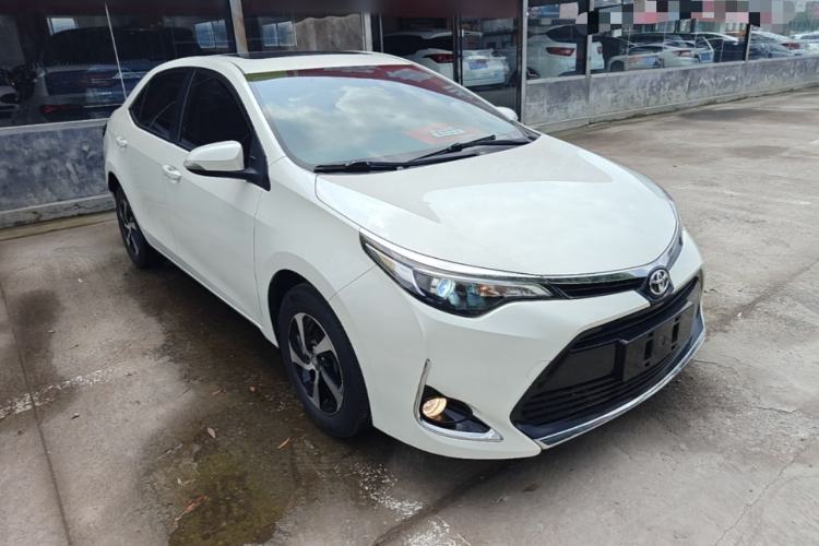 Used Toyota Levin 2017 Revised 185T CVT Elite Edition China V Standard Front Right 45 Deg