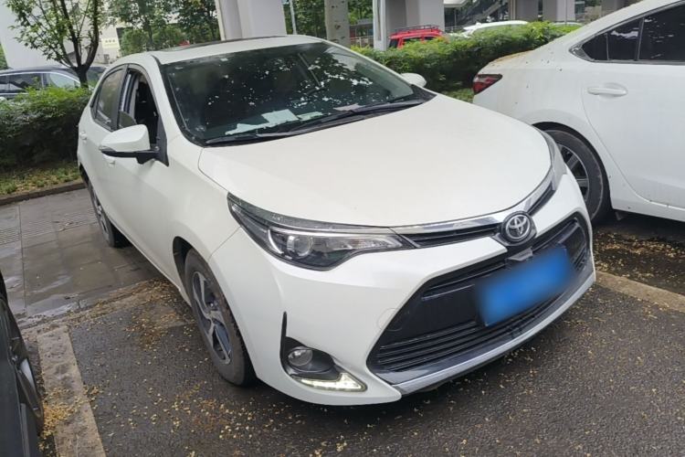 Used Toyota Levin 2017 Revised 185T CVT Elite Edition China V Standard Front Right 45 Deg