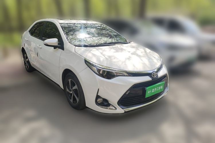 Used Toyota Levin 2017 Revised 185T CVT Elite Edition China V Standard Front Right 45 Deg