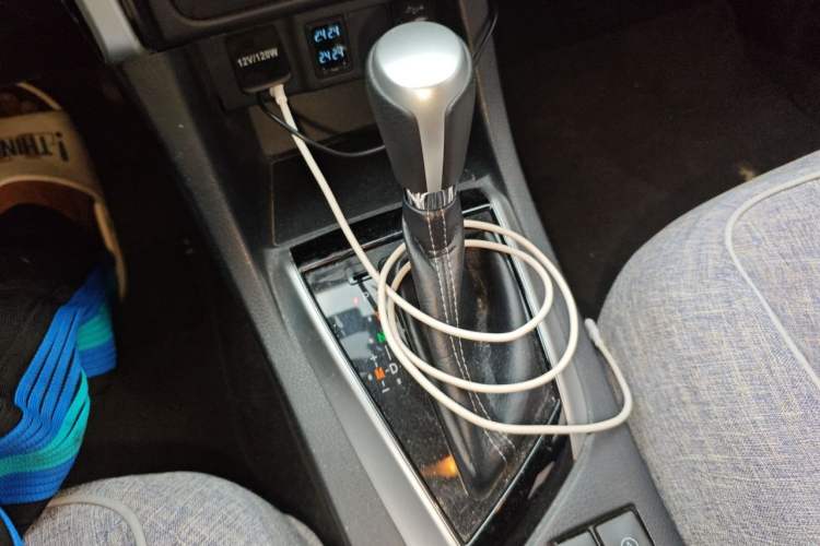 Used Toyota Levin 2017 Revised 185T CVT Elite Edition China V Standard Gear Lever