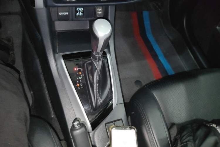 Used Toyota Levin 2017 Revised 185T CVT Elite Edition China V Standard Gear Lever