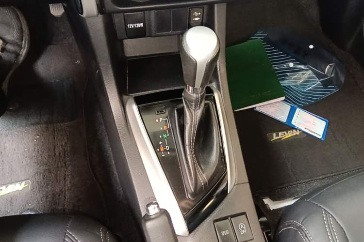 Used Toyota Levin 2017 Revised 185T CVT Elite Edition China V Standard Gear Lever