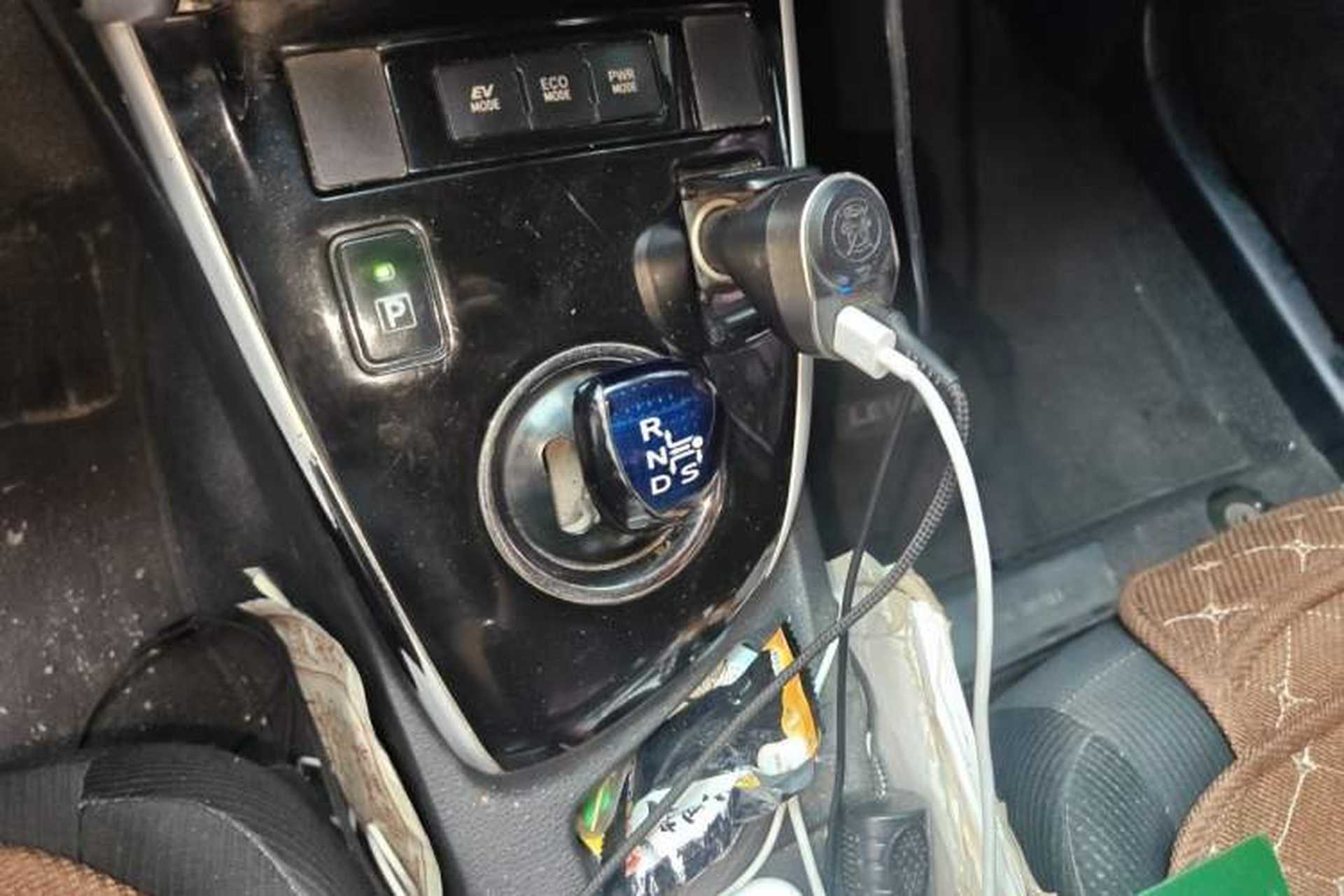 Used Toyota Levin 2017 Revised Dual-Engine 1.8H GS E-CVT Elite Sunroof Version China V Standard Gear Lever
