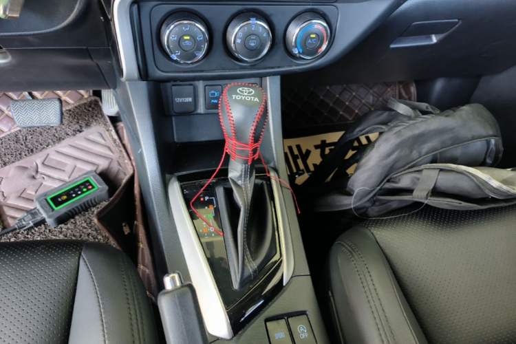 Used Toyota Levin 2017 Revised 185T CVT Elite Edition China V Standard Gear Lever