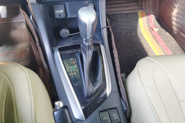 Used Toyota Levin 2017 Revised 185T CVT Elite Edition China V Standard Gear Lever