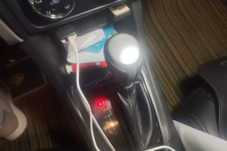 Used Toyota Levin 2017 Revised 185T CVT Elite Edition China V Standard Gear Lever