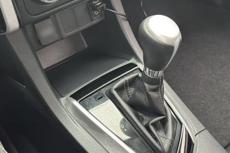 Used Toyota Levin 2017 Revised 185T CVT Elite Edition China V Standard Gear Lever