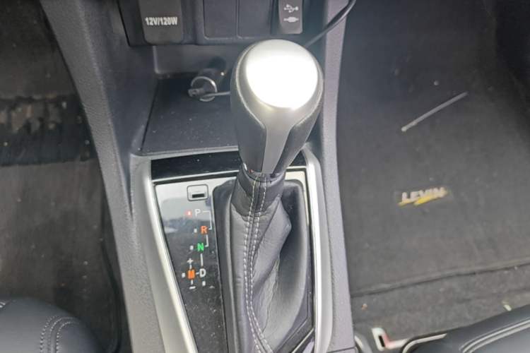 Used Toyota Levin 2017 Revised 185T CVT Elite Edition China V Standard Gear Lever