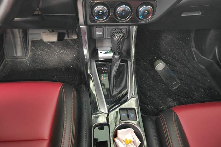 Used Toyota Levin 2017 Revised 185T CVT Elite Edition China V Standard Gear Lever