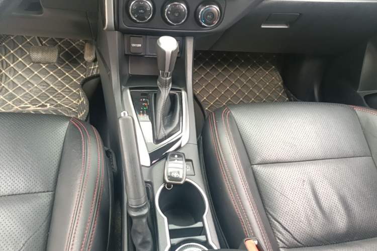 Used Toyota Levin 2017 Revised 1.8 GS CVT Elite Edition China V Standard Gear Lever