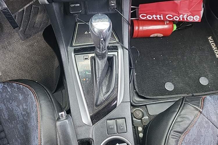 Used Toyota Levin 2017 Revised 185T CVT Elite Edition China V Standard Gear Lever