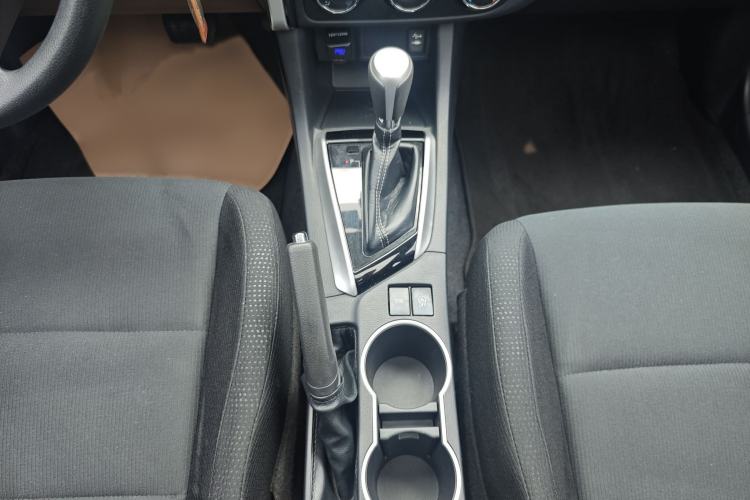 Used Toyota Levin 2017 Revised 185T CVT Elite Edition China V Standard Gear Lever