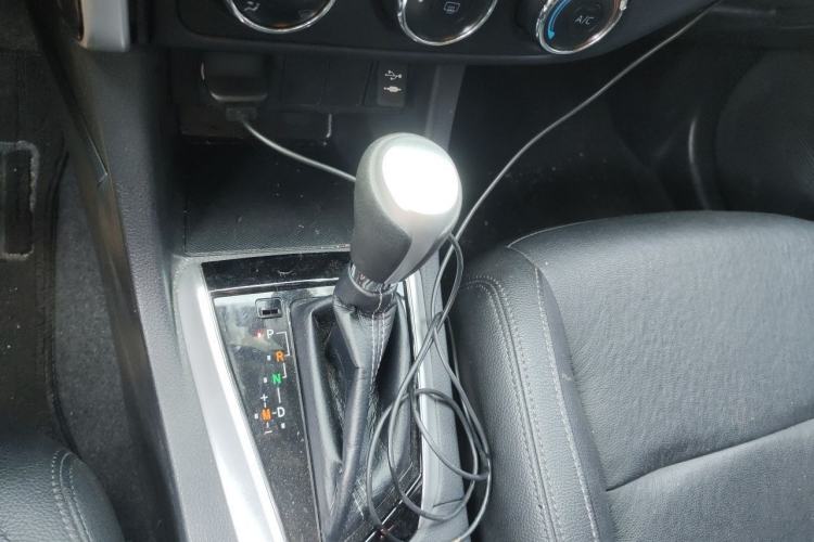 Used Toyota Levin 2017 Revised 185T CVT Elite Edition China V Standard Gear Lever