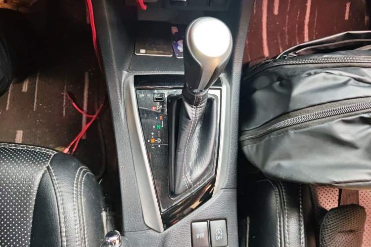 Used Toyota Levin 2017 Revised 185T CVT Elite Edition China V Standard Gear Lever