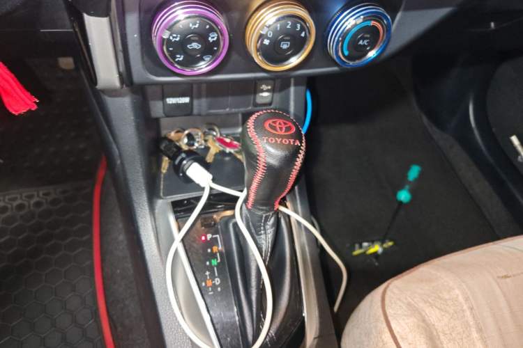 Used Toyota Levin 2017 Revised Version 185T CVT Elite Edition China VI Standard Gear Lever