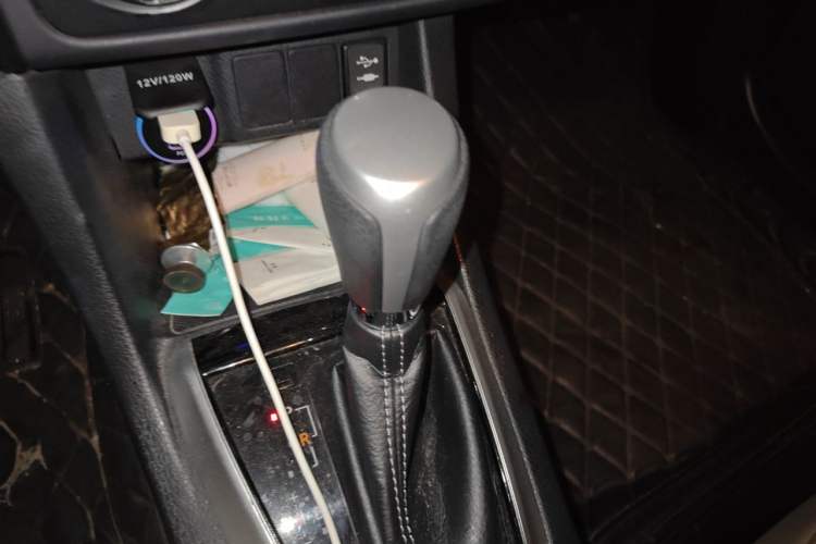 Used Toyota Levin 2017 Revised 185T CVT Elite Edition China V Standard Gear Lever
