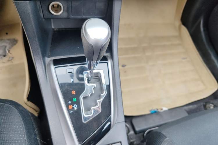 Used Toyota Levin 2017 1.2T G CVT Elite Edition Gear Lever