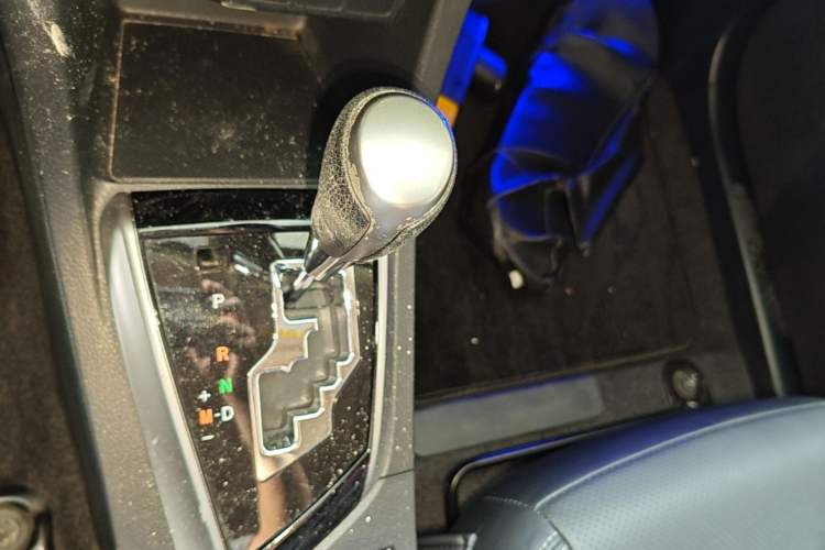Used Toyota Levin 2017 1.2T G CVT Elite Edition Gear Lever