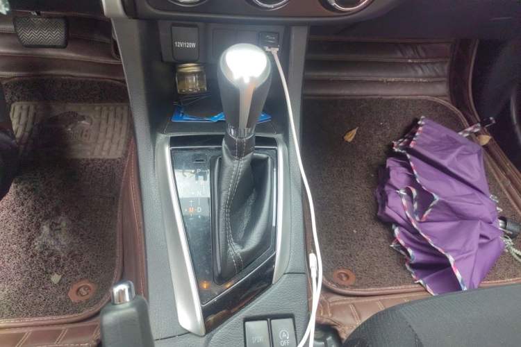 Used Toyota Levin 2017 Revised 185T CVT Elite Edition China V Standard Gear Lever