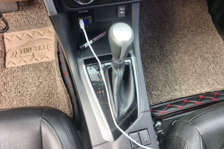 Used Toyota Levin 2017 Revised 185T CVT Elite Edition China V Standard Gear Lever