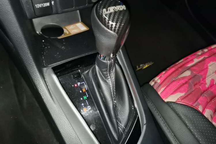 Used Toyota Levin 2017 Revised Version 185T CVT Elite Edition China VI Standard Gear Lever
