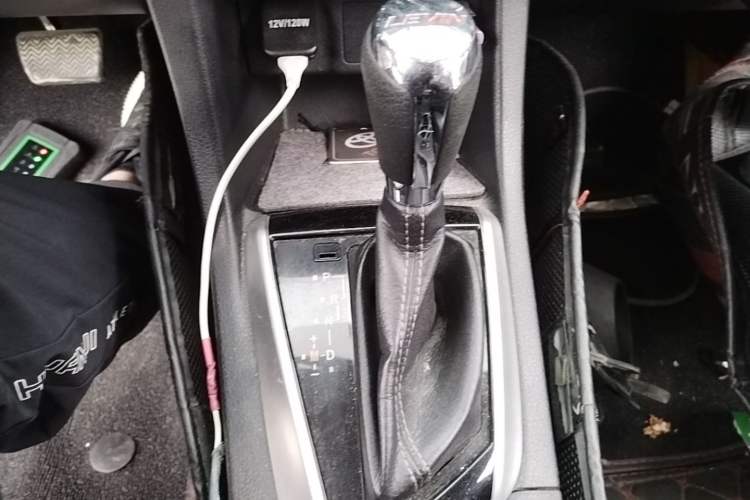Used Toyota Levin 2017 Revised 185T CVT Elite Edition China V Standard Gear Lever