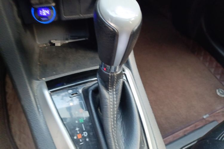 Used Toyota Levin 2017 Revised 185T CVT Elite Edition China V Standard Gear Lever