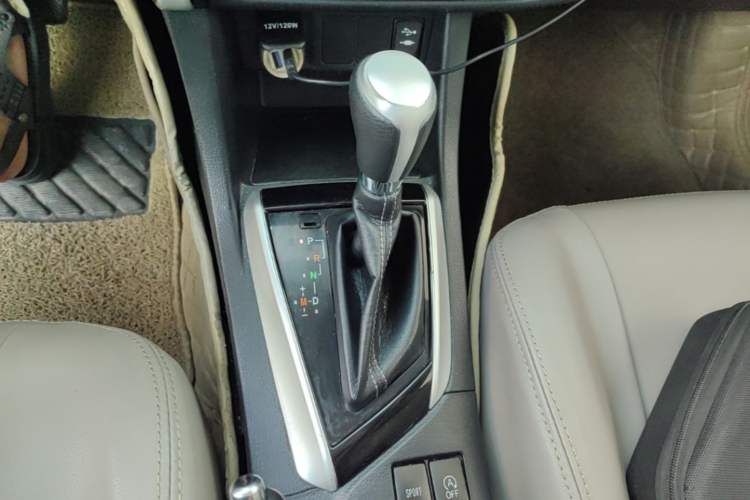 Used Toyota Levin 2017 Revised 185T CVT Elite Edition China V Standard Gear Lever