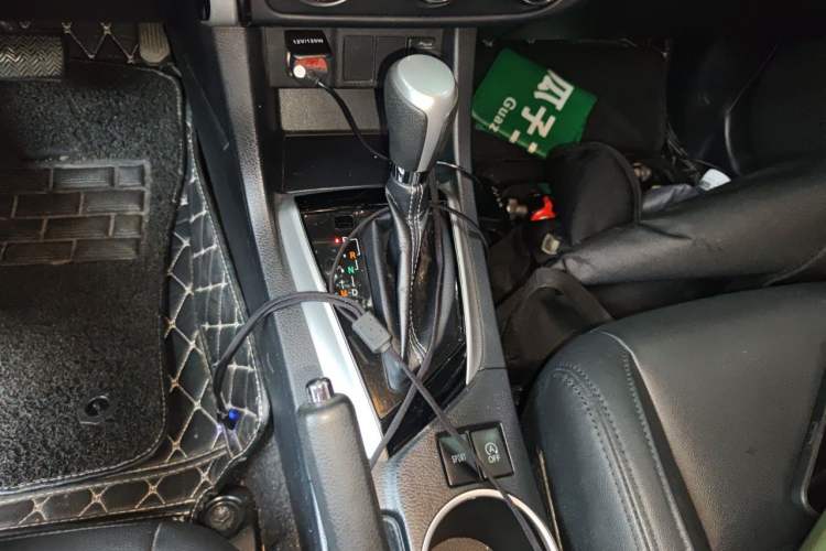 Used Toyota Levin 2017 Revised 185T CVT Elite Edition China V Standard Gear Lever