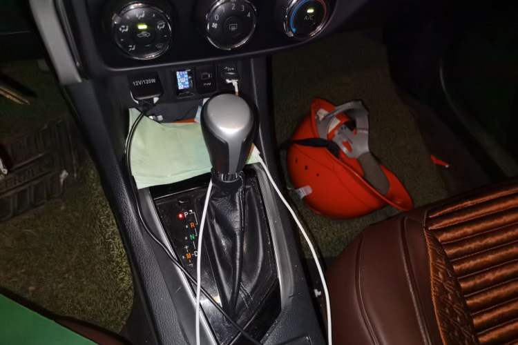 Used Toyota Levin 2017 Revised Version 185T CVT Elite Edition China VI Standard Gear Lever