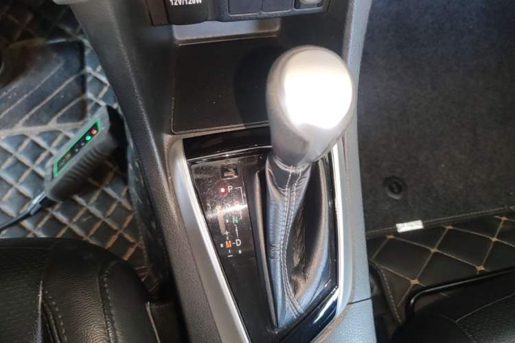 Used Toyota Levin 2017 Revised 185T CVT Elite Edition China V Standard Gear Lever